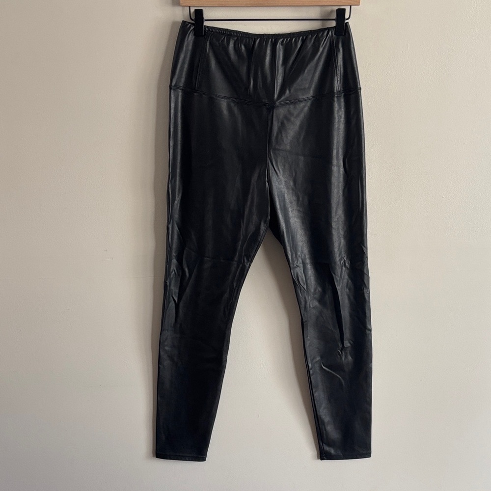 Wilfred Free • black faux leather leggings